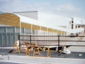 ジャスコ穂高店 連絡通路